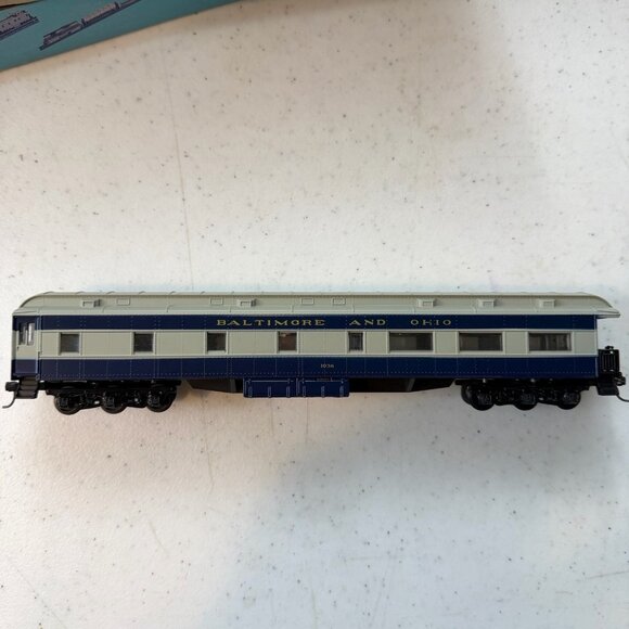 Athearn HO Scale 1875 Observation Coach - Baltimore & Ohio - With Box & Inst - Picture 7 of 16